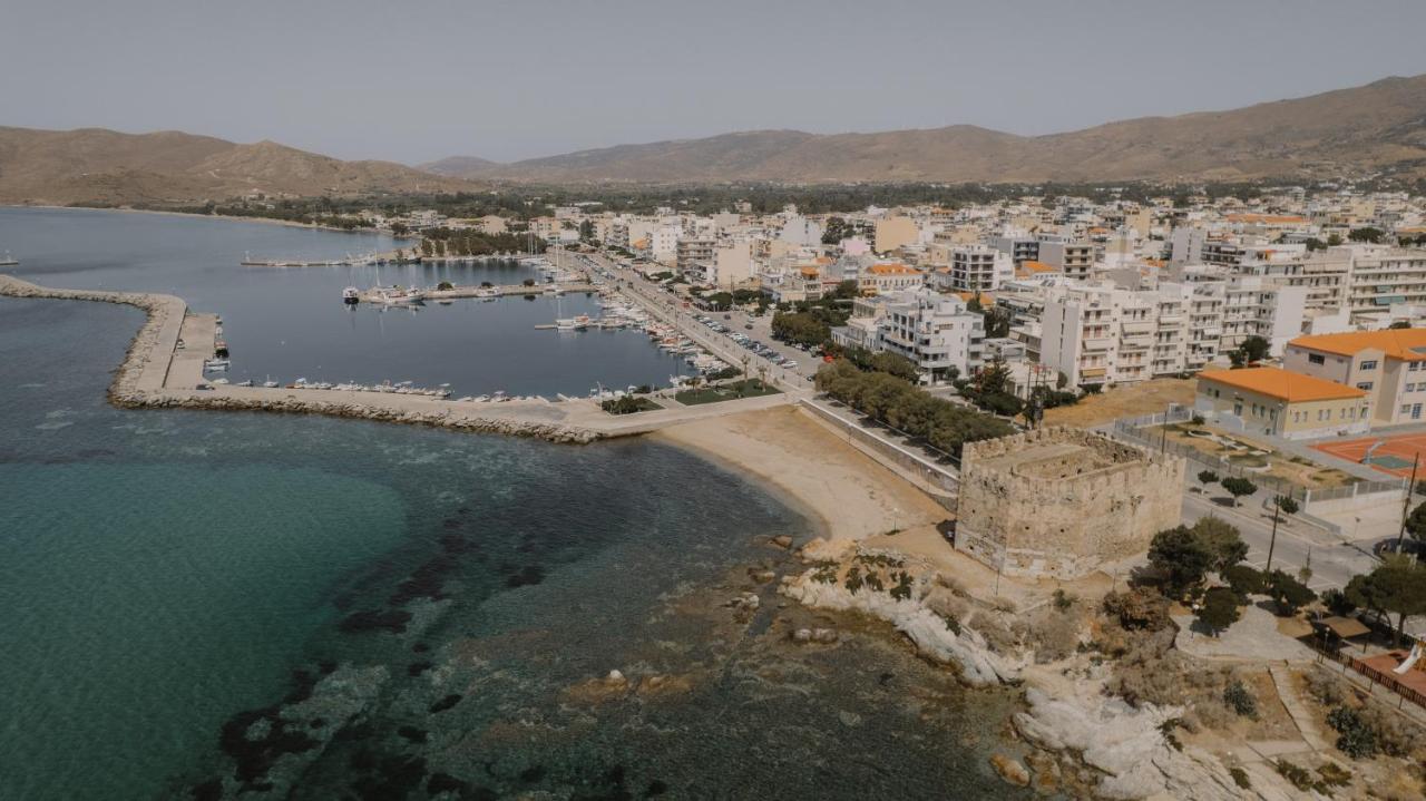 אפרטהוטל Miramar Karystos מראה חיצוני תמונה